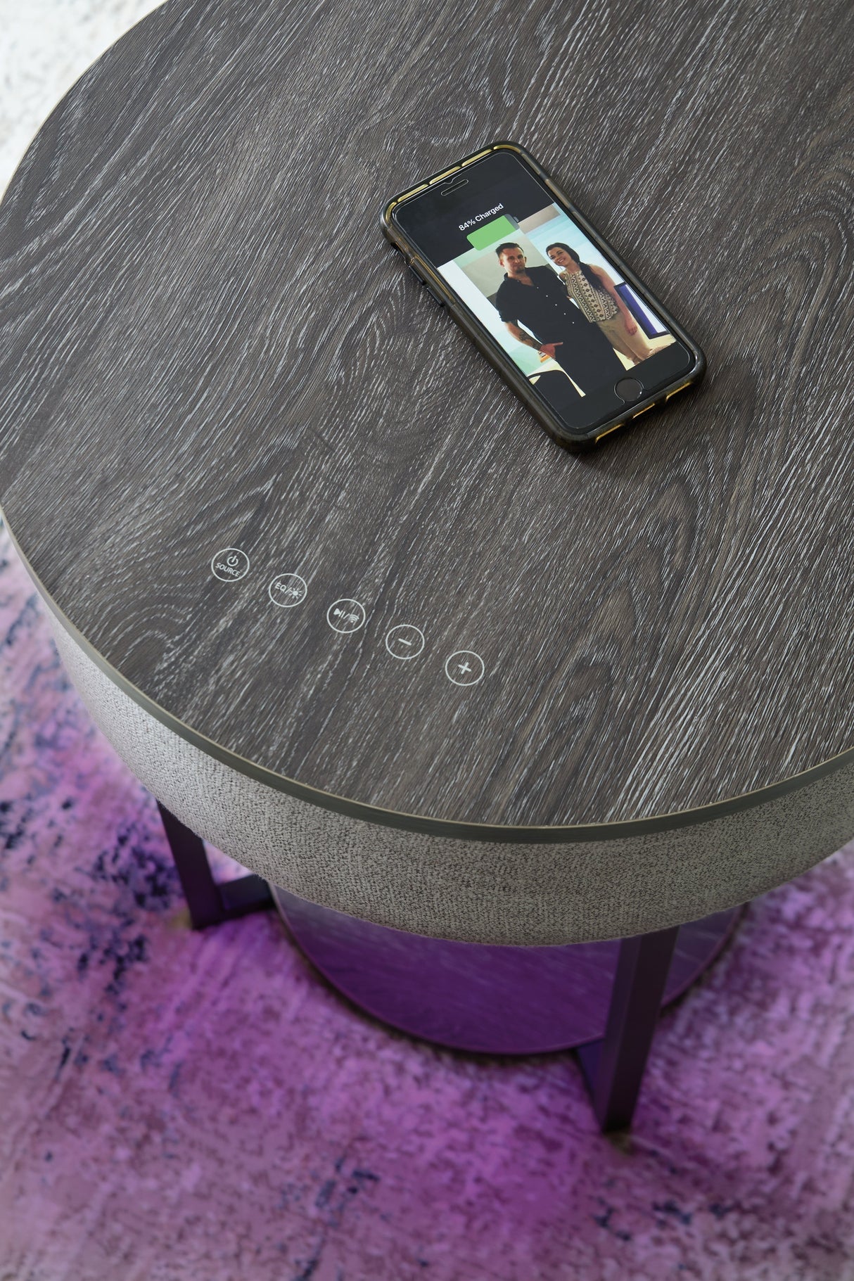 Sethlen Gray/Black Accent Table