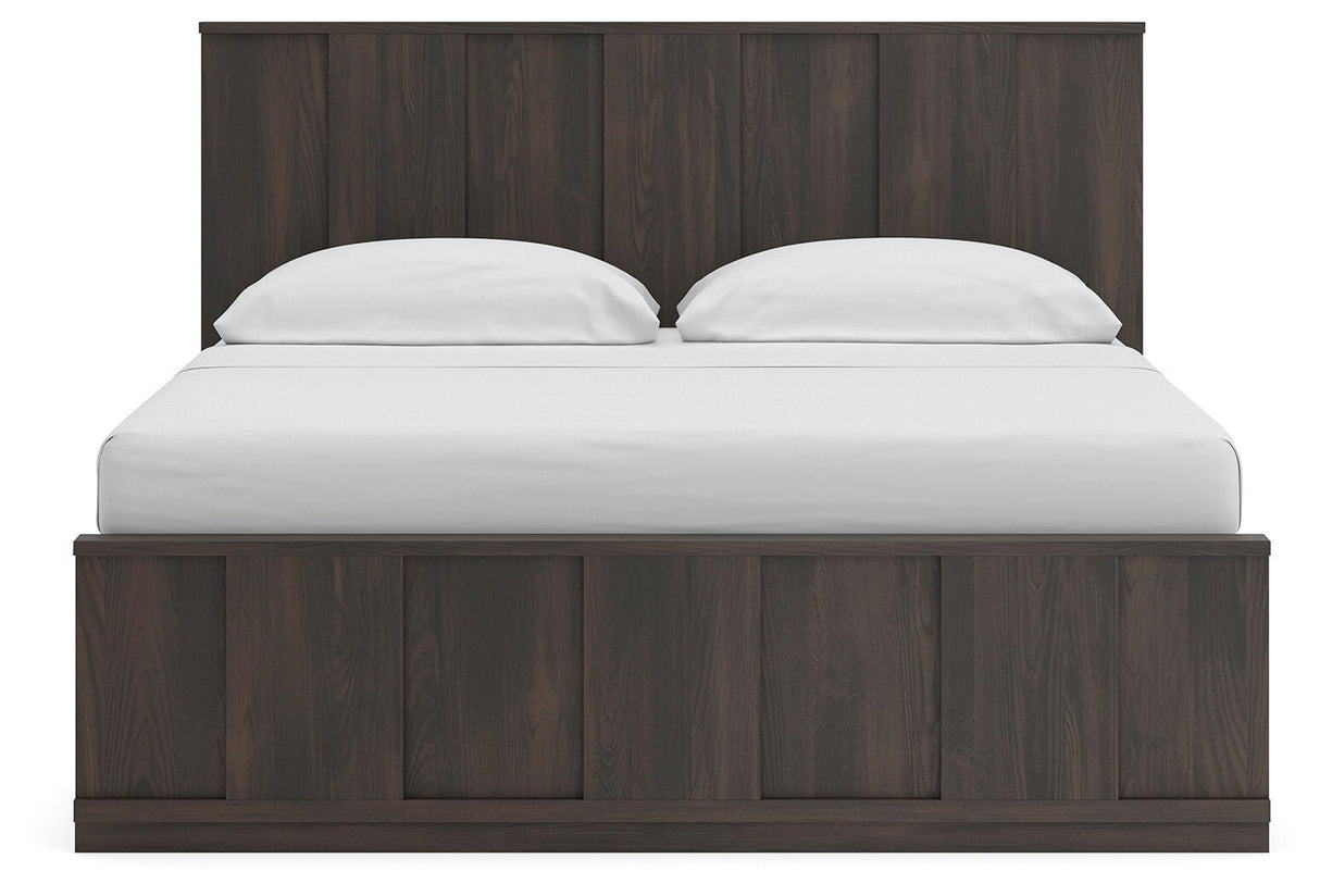 Shaehartin Dark Brown King Panel Bed
