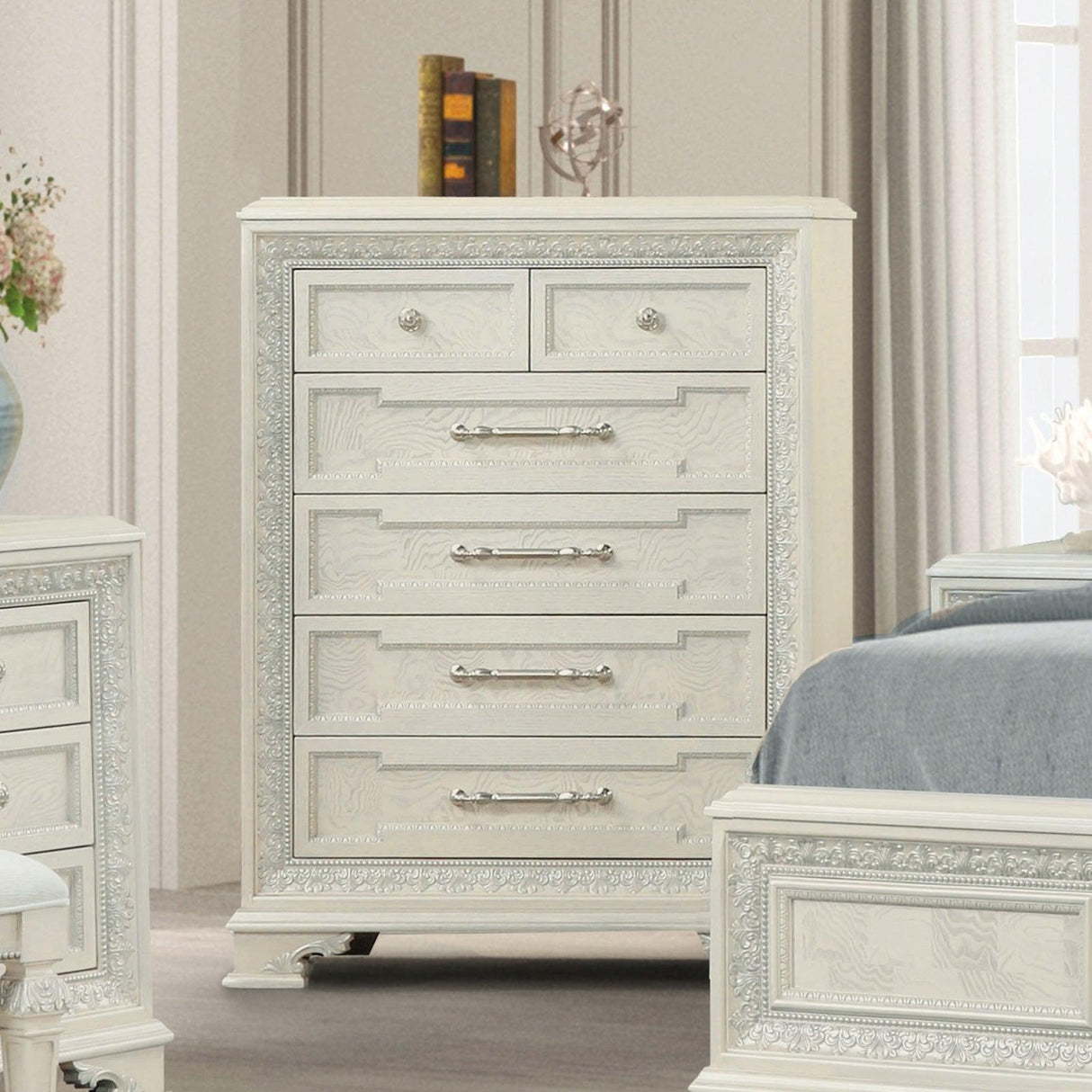 Stella Mia Creamy White Chest by Furniture of America at Eve Furniture