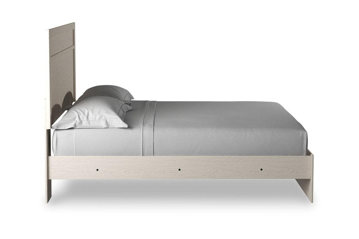 Stelsie White King Panel Bed by Ashley at Eve Furniture