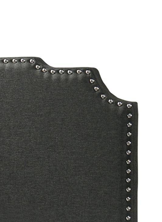 Tamarac Upholstered Nailhead Full Bed Gray