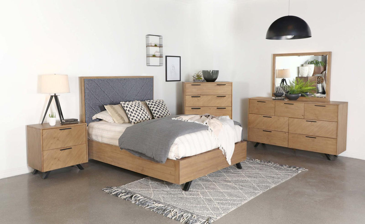 Taylor Light Honey Brown/Gray 5-Piece Queen Bedroom Set