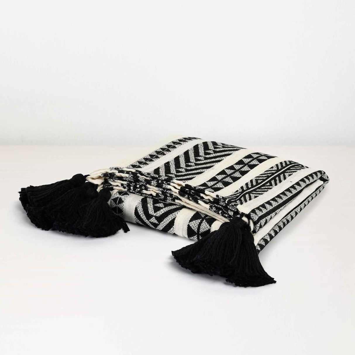 TC Endora Black/Ivory Throw by Classic Home at Eve Furniture