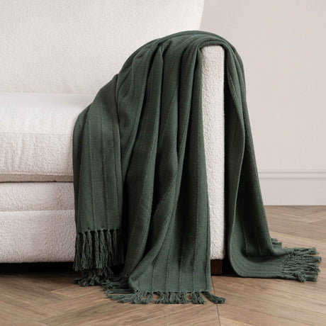 TC Hunter Forest Green 50x70 Throw by Classic Home at Eve Furniture