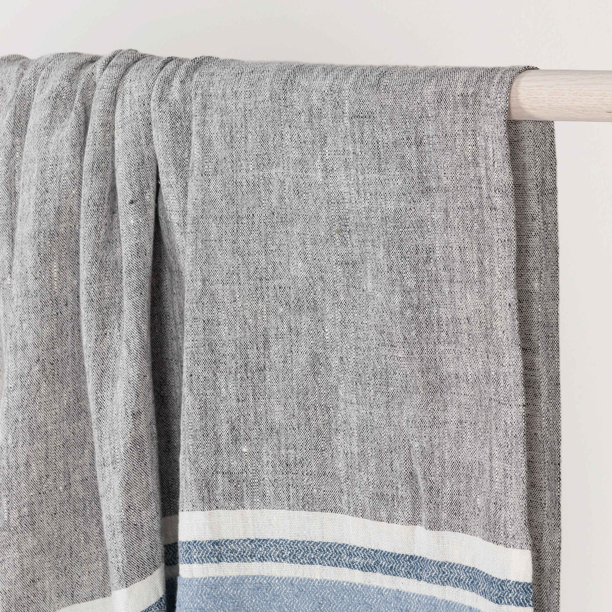TC Lima Capri Blue/Dark Gray Throw 50X70 by Classic Home at Eve Furniture