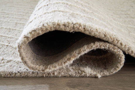 Varahill Gray/Ivory Large Rug by Ashley at Eve Furniture
