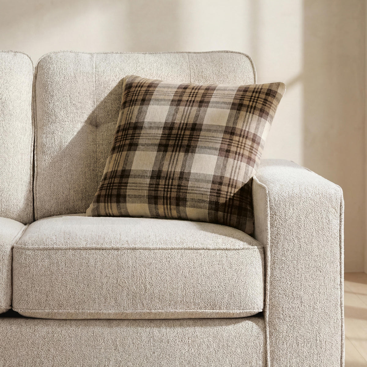 Varnburg Brown/Cream Pillow, Set of 4 by Ashley at Eve Furniture