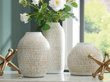 Vinburn White/Gold Finish Accessory Set (Set of 5) by Ashley at Eve Furniture