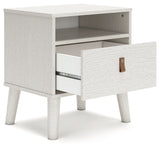 Aprilyn Full Bookcase Bed with Dresser, Chest and Nightstand in White