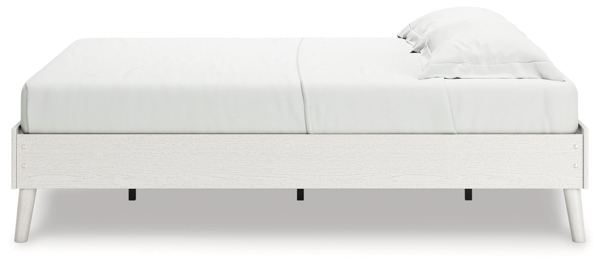 Aprilyn Full Platform Bed with Dresser and Chest in White