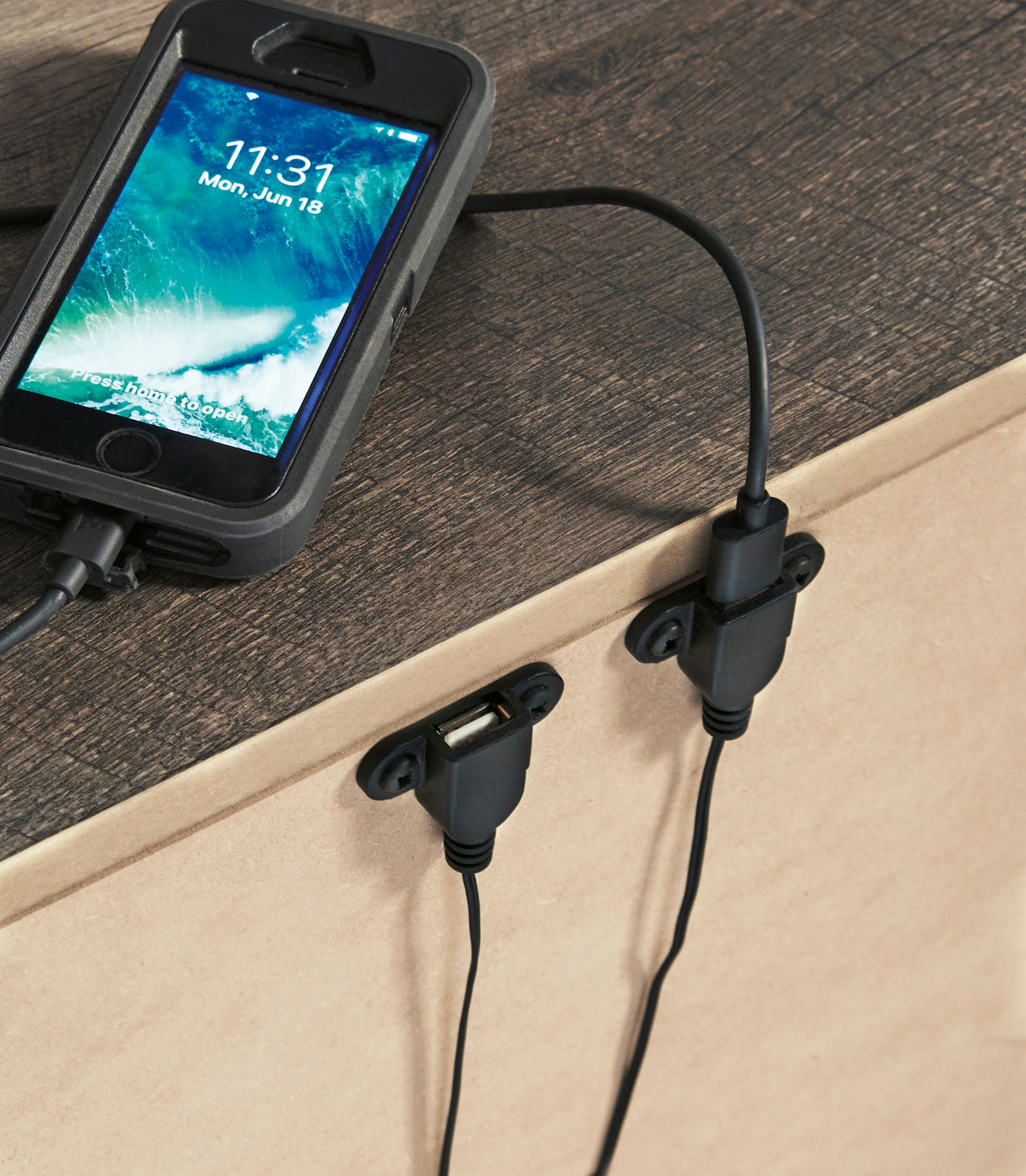 Wynnlow Gray Crossbuck Panel Bedroom Set by Ashley at Eve Furniture