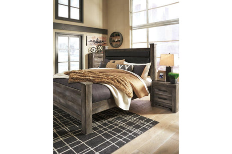 Wynnlow Gray King Poster Bed by Ashley at Eve Furniture