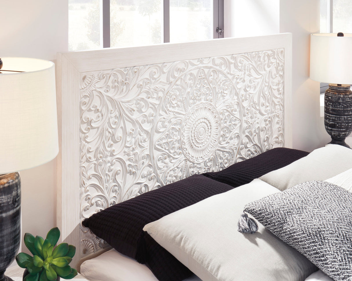 Paxberry Whitewash Panel Bedroom Set