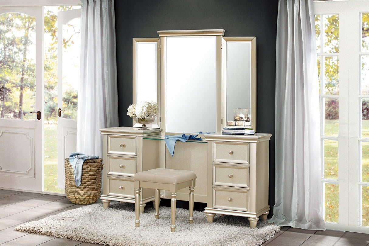 Celandine Silver Vanity Set by Homelegance at Eve Furniture