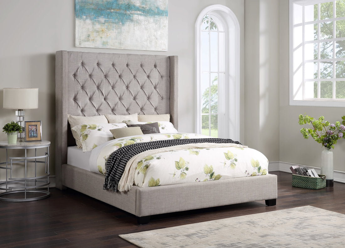 Cedar Light Gray 6 FT Upholstered Queen Bed