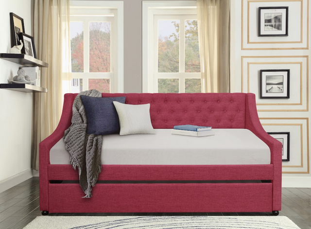 pink daybed